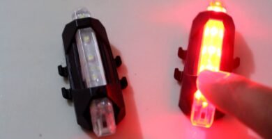 Como cargar correctamente una luz USB para bicicleta