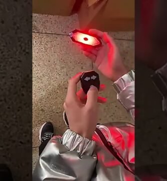 pasos para revisar conexiones flojas en luces de bicicleta en luces para lluvia intensa