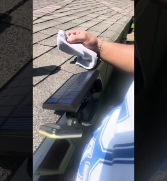 como limpiar luces con carcasa transparente sin rayarlas en luces con panel solar