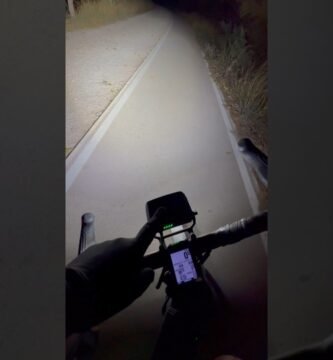 luces recomendadas para ciclismo de montana nocturno segun duracion de bateria
