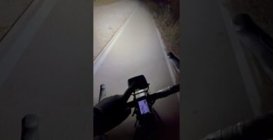 luces recomendadas para ciclismo de montana nocturno segun duracion de bateria